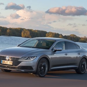 2019-Volkswagen-Arteon-142.jpg