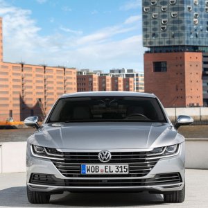 2019-Volkswagen-Arteon-152.jpg