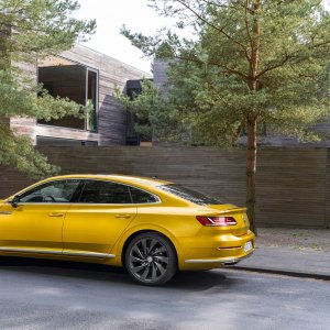 2019-Volkswagen-Arteon-116.jpg